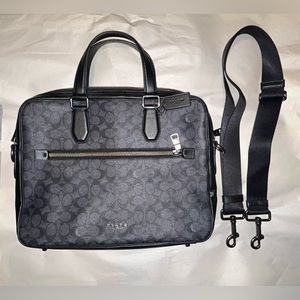 Coach Men's Kennedy Brief In Signature Canvas Item No. 55569 QBCHR